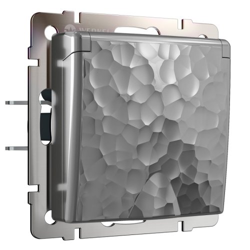 Розетка с заземлением без рамки Werkel Hammer 1-м. крышка шторки IP44 серебряный картинка